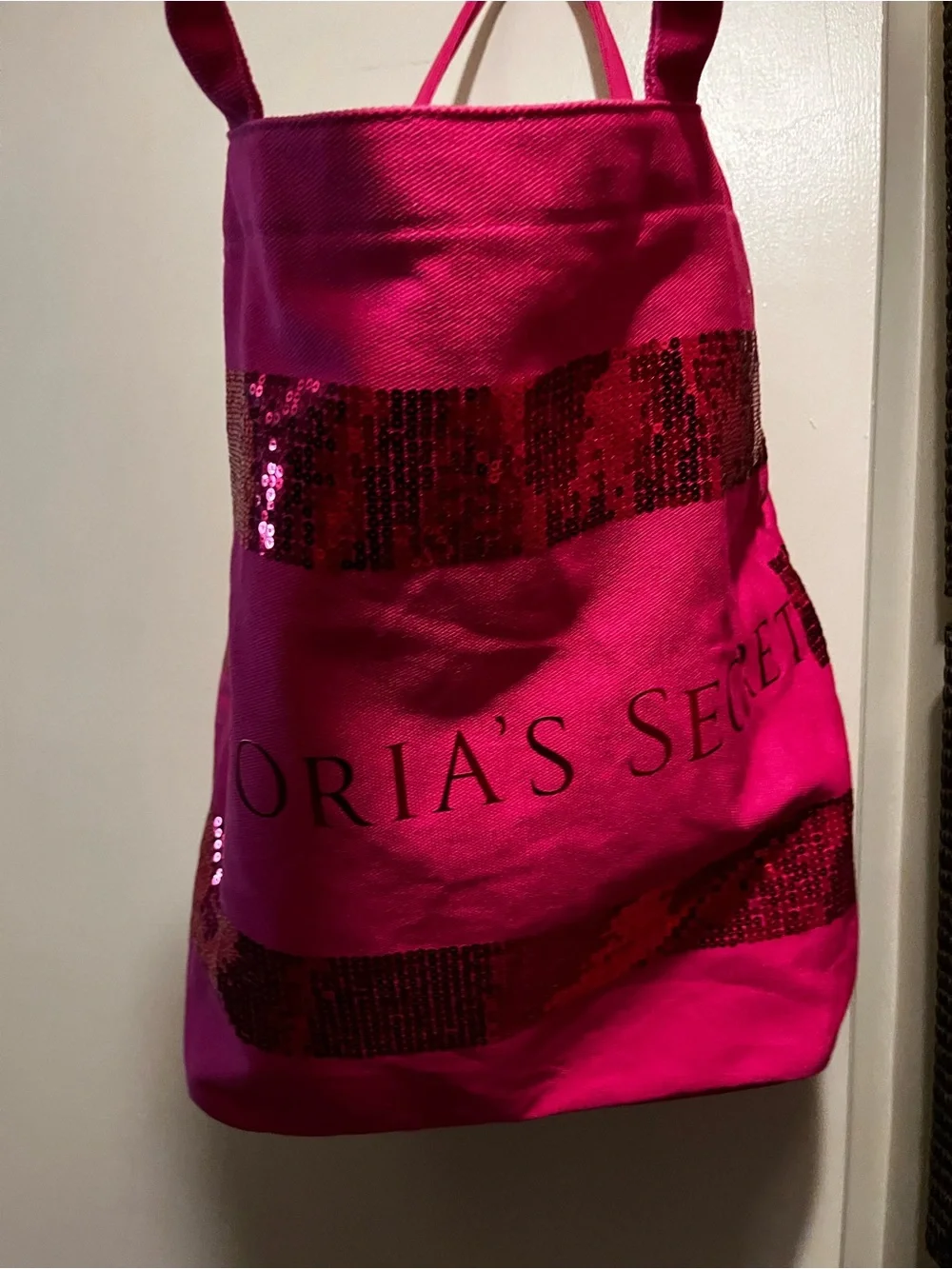 Victorias Secret bold hot
